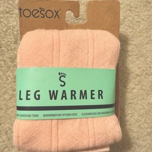 Toesox open heel leg warmers- pink NWT